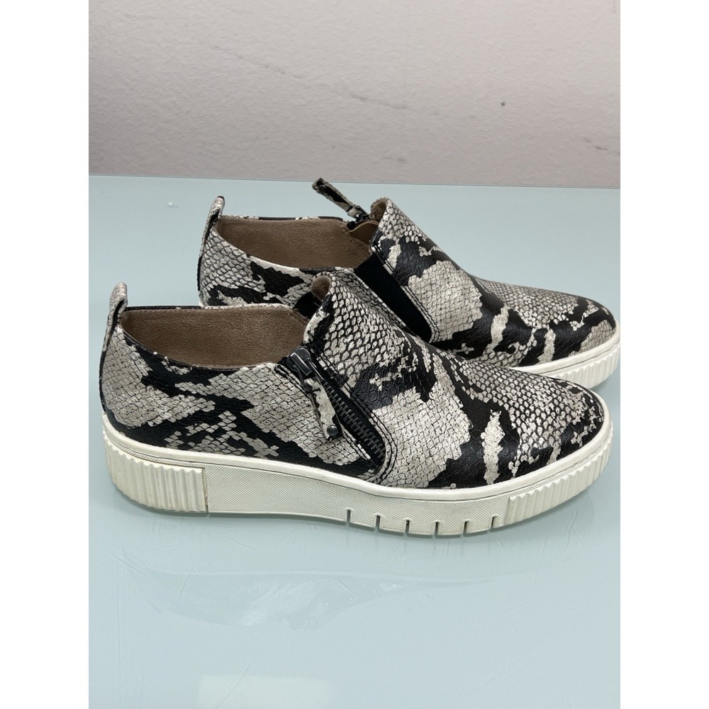 Soul Naturalizer Turner Women's Size 7M Snakeskin Slip On Sneakers